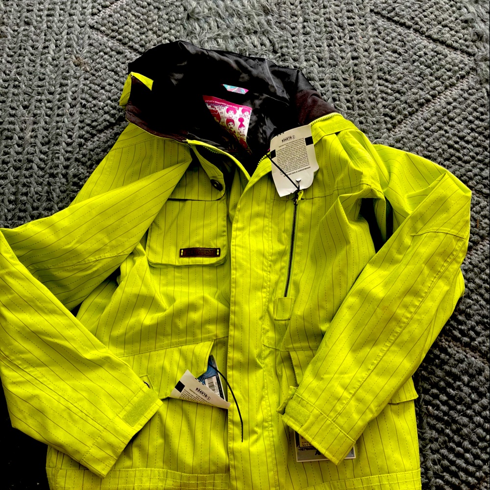 Burton Snowboarding/ski jacket